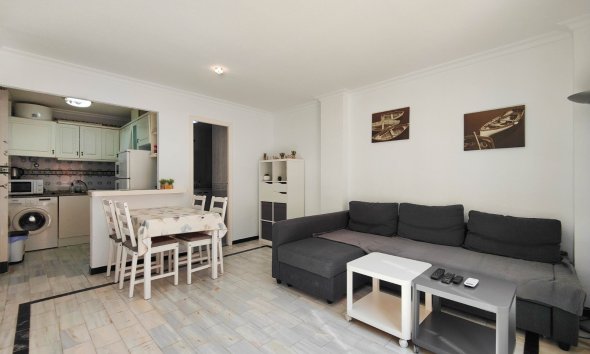 Revente - Attique -
Torrevieja - Costa Blanca