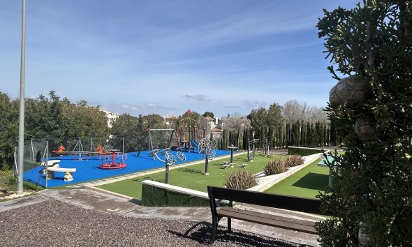 Reventa - Apartment -
Los Altos - Costa Blanca