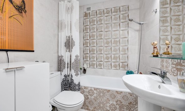 Revente - Town House -
Torrevieja - Costa Blanca