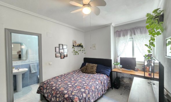 Revente - Apartment -
Los Montesinos - Costa Blanca