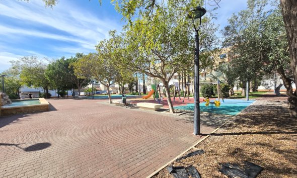 Revente - Apartment -
Los Montesinos - Costa Blanca