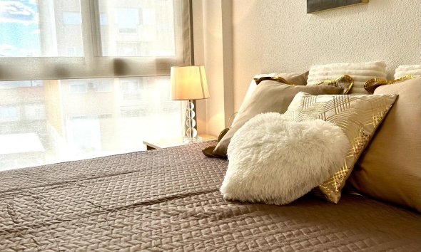 Revente - Apartment -
Torrevieja - Centro