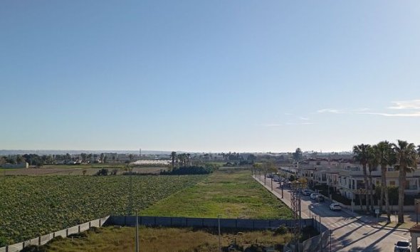 Reventa - Duplex -
Daya Vieja - Costa Blanca