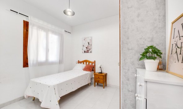 Revente - Semi Detached -
Torrevieja - Nueva Torrevieja