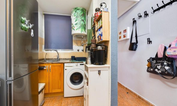 Revente - Apartment -
Torrevieja - Centro