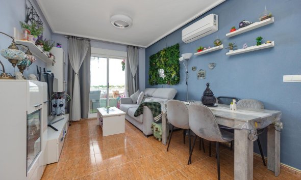 Revente - Apartment -
Torrevieja - Centro