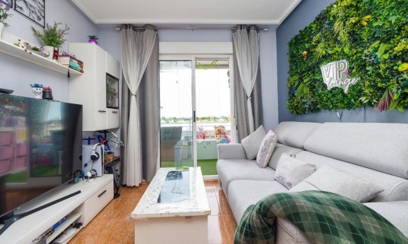 Revente - Apartment -
Torrevieja - Centro