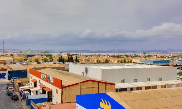 Revente - Apartment -
Torrevieja - Centro