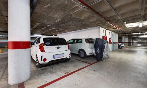 Revente - Apartment -
Torrevieja - Centro