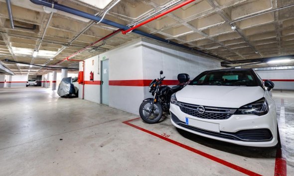 Revente - Apartment -
Torrevieja - Centro