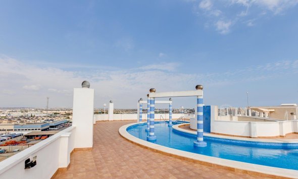 Revente - Apartment -
Torrevieja - Centro