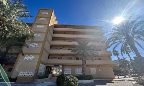 Revente - Apartment -
Guardamar del Segura - Costa Blanca