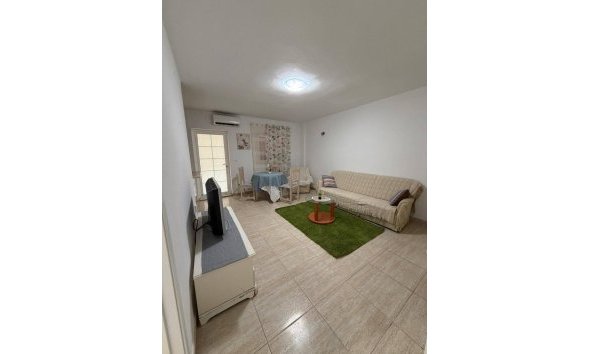 Revente - Apartment -
Orihuela Costa - La Regia