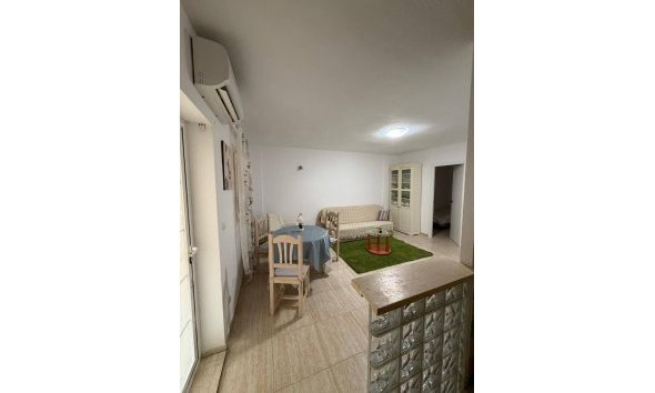 Revente - Apartment -
Orihuela Costa - La Regia