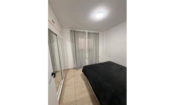 Revente - Apartment -
Orihuela Costa - La Regia