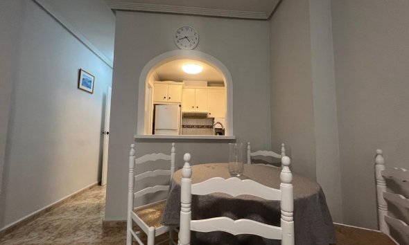 Reventa - Apartment -
Torrevieja - Centro