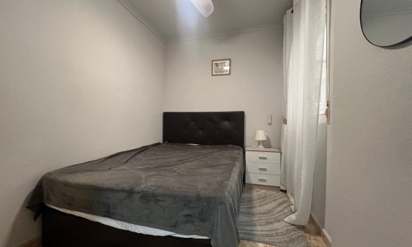 Reventa - Apartment -
Torrevieja - Centro