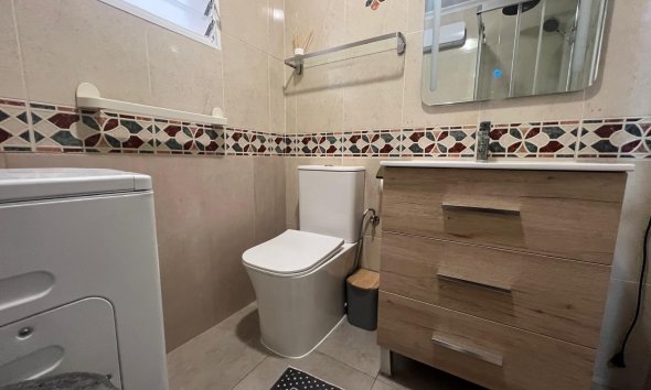 Reventa - Apartment -
Torrevieja - Centro