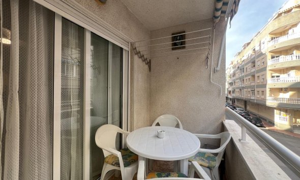 Reventa - Apartment -
Torrevieja - Centro