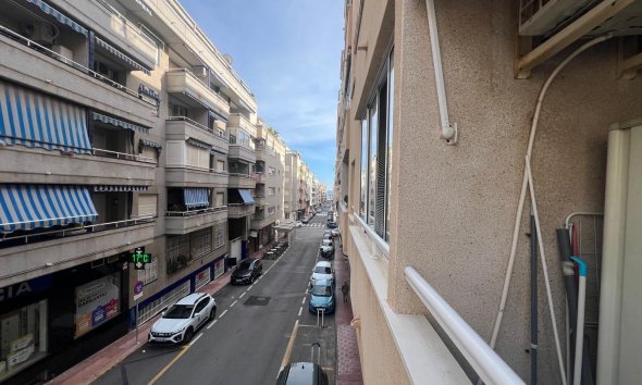 Reventa - Apartment -
Torrevieja - Centro