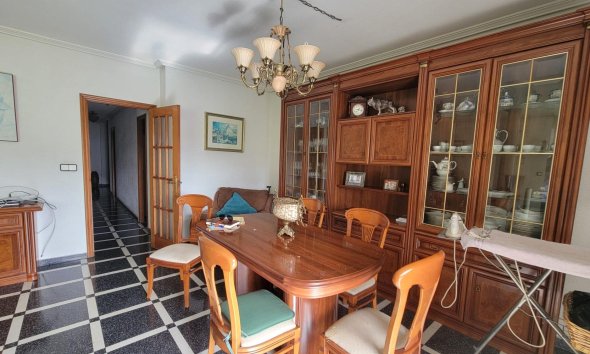 Revente - Apartment -
Torrevieja - Centro