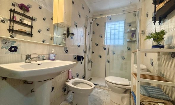 Revente - Apartment -
Torrevieja