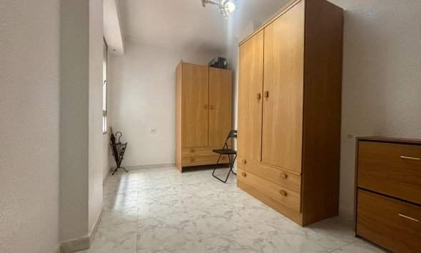 Revente - Apartment -
Torrevieja