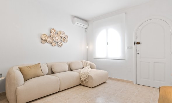Revente - Town House -
Orihuela Costa - Costa Blanca