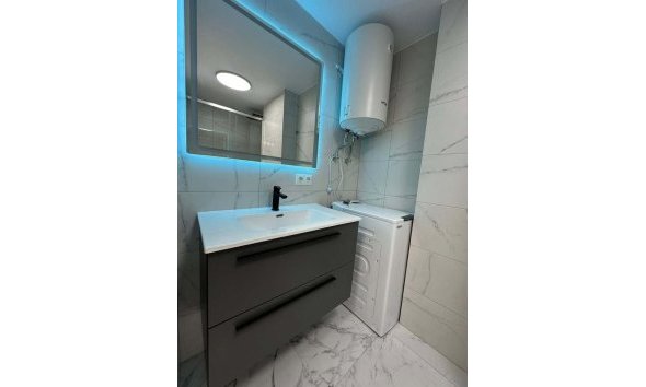 Revente - Apartment -
Torrevieja - La Veleta