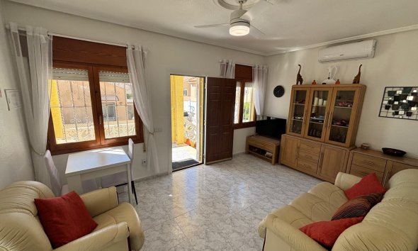 Reventa - Villa -
Ciudad Quesada - Costa Blanca
