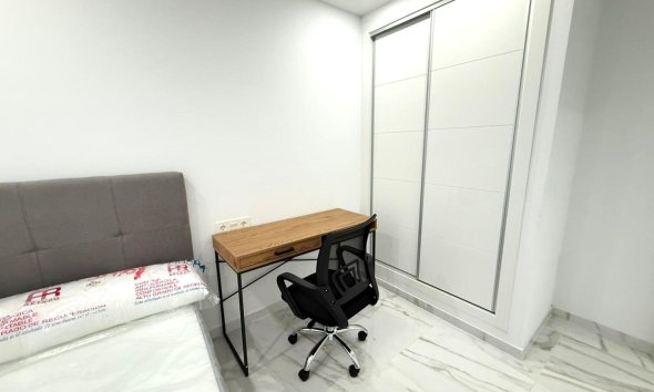 Reventa - Apartment -
Torrevieja - Parque de las Naciones