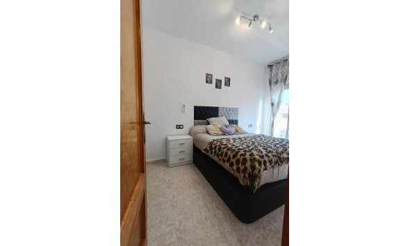 Reventa - Town House -
Torrevieja - Torretas