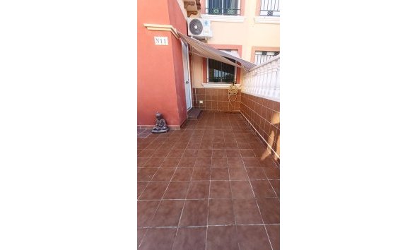 Reventa - Town House -
Torrevieja - Torretas