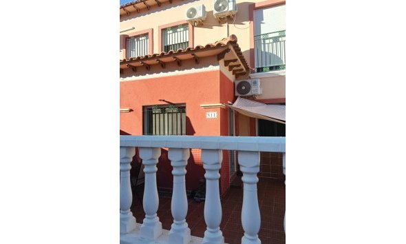 Reventa - Town House -
Torrevieja - Torretas