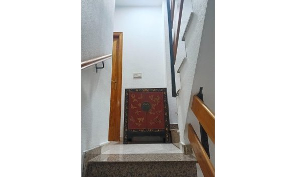 Reventa - Town House -
Torrevieja - Torretas