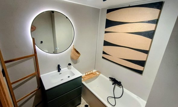 Revente - Apartment -
Guardamar del Segura - Urbanizaciones