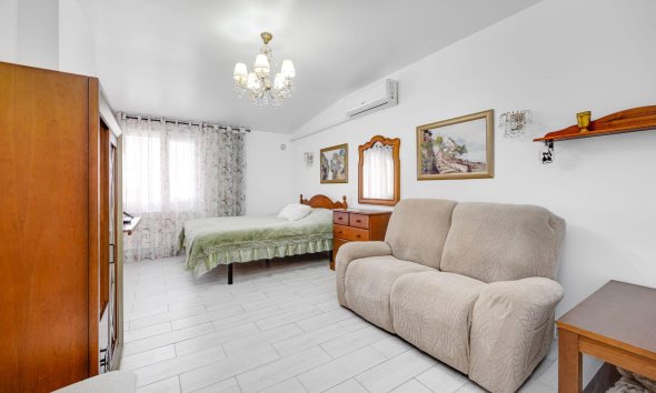 Revente - Town House -
Torrevieja - Calas Blanca