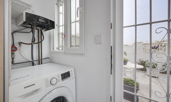 Revente - Town House -
Torrevieja - Calas Blanca