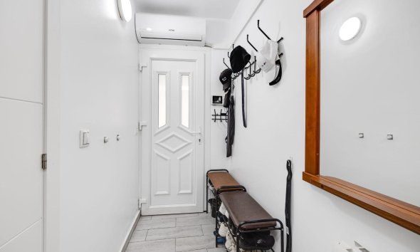 Revente - Town House -
Torrevieja - Calas Blanca