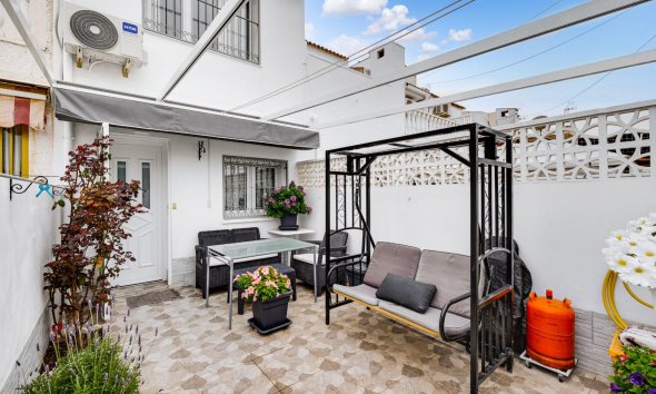 Revente - Town House -
Torrevieja - Calas Blanca