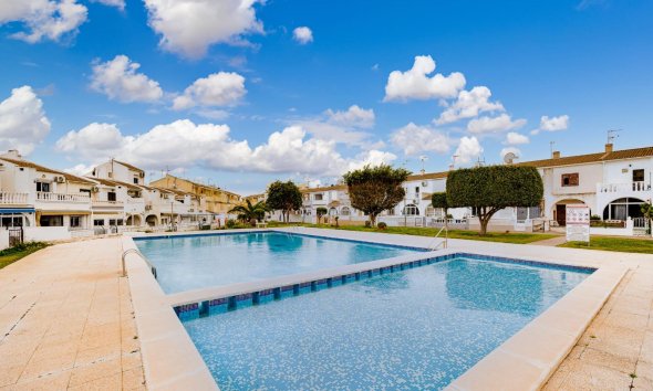Revente - Town House -
Torrevieja - Calas Blanca