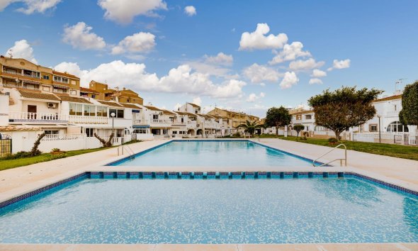 Revente - Town House -
Torrevieja - Calas Blanca