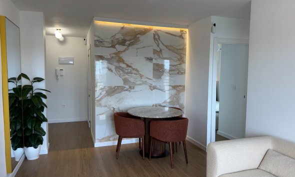 Resale - Apartment -
Torrevieja - Costa Blanca