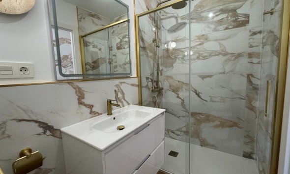 Resale - Apartment -
Torrevieja - Costa Blanca