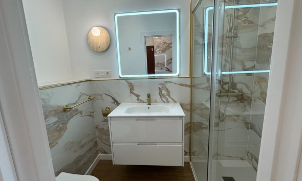 Resale - Apartment -
Torrevieja - Costa Blanca