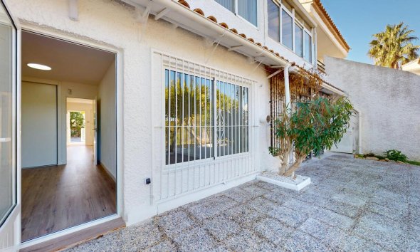 Resale - Bungalow -
Villamartin - Costa Blanca