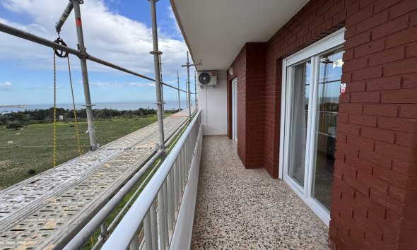 Revente - Attique -
Punta Prima - Costa Blanca