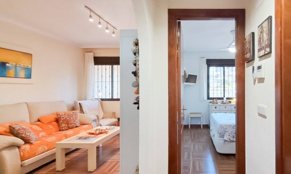 Resale - Apartment -
Torrevieja - Parque Acuático - Sector 25