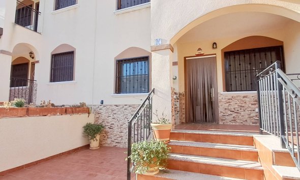 Resale - Apartment -
Torrevieja - Parque Acuático - Sector 25