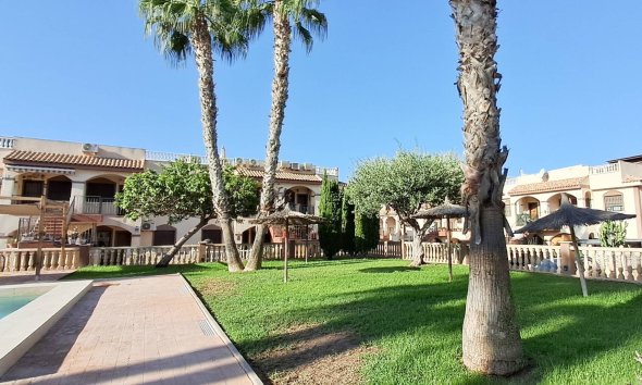 Resale - Apartment -
Torrevieja - Parque Acuático - Sector 25